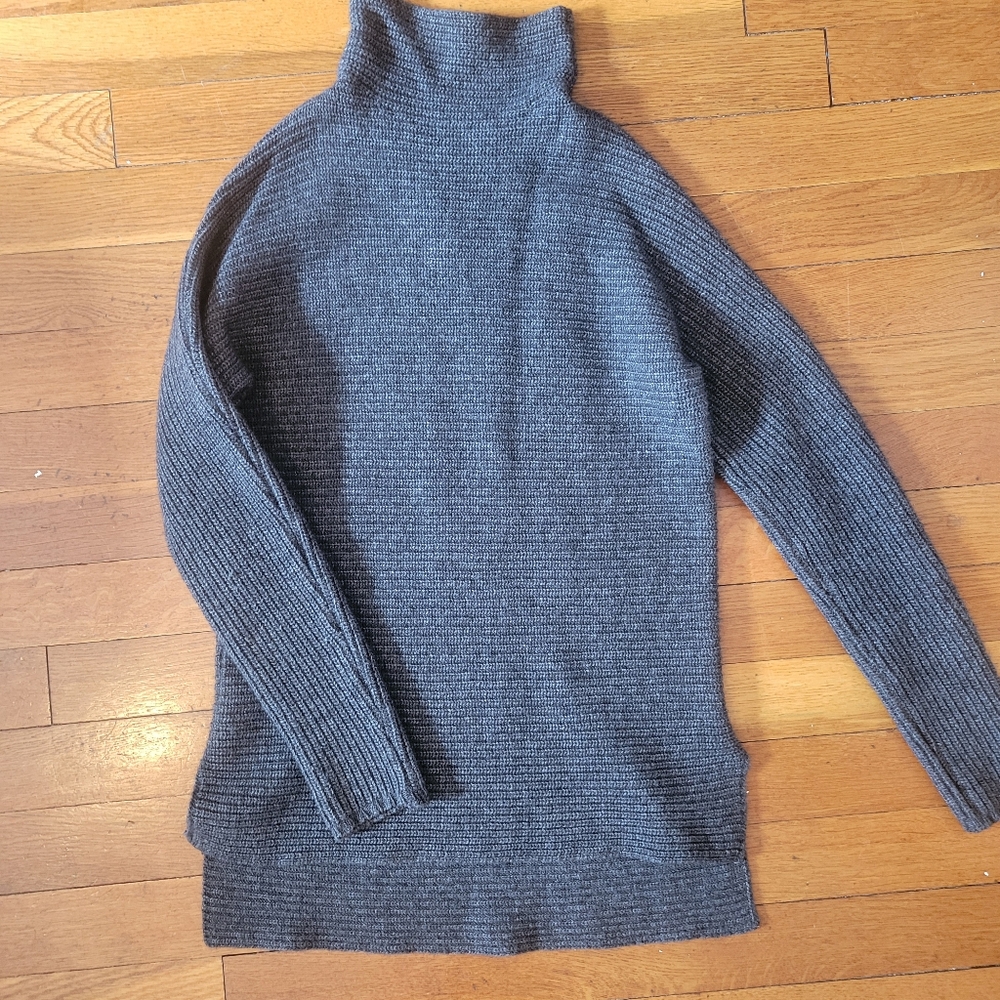 Gray Turtleneck Sweater with Ribbed Knit